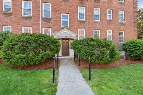 19 Englewood Ave #2, Brookline, MA 02445