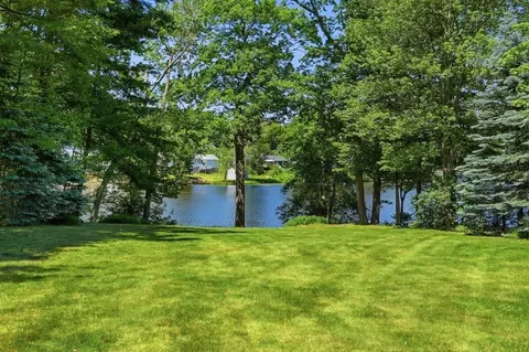 32 Sandy Pond Rd, Ayer, MA 01432 photo 5