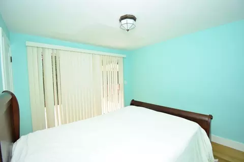 128 S Flag St, Worcester, MA 01602 photo 14