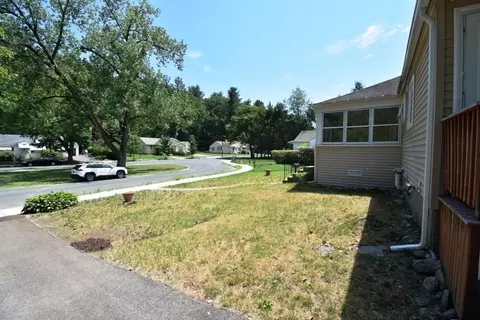 128 S Flag St, Worcester, MA 01602 photo 30