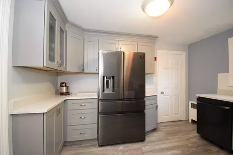 128 S Flag St, Worcester, MA 01602 photo 7