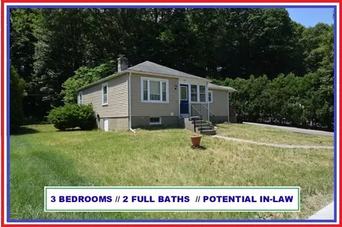 128 S Flag St, Worcester, MA 01602