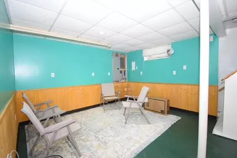 128 S Flag St, Worcester, MA 01602 photo 18