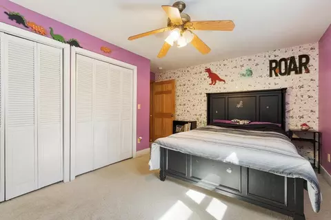 Bedroom - 1132 Doe Valley Rd, Athol, MA 01331 photo 5 of 6