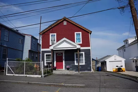 78 Elmwood St, Revere, MA 02151