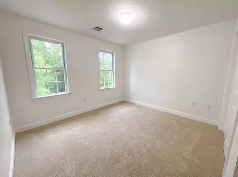 Bedroom - 14 Smith Rd, Sutton, MA 01590 photo 6 of 9