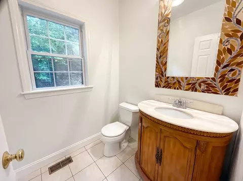 Bath - 14 Smith Rd, Sutton, MA 01590 photo 4 of 4