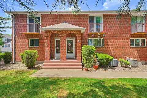 417 Brown St #2, Attleboro, MA 02703