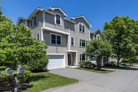 30 Webster St #4, Needham, MA 02494