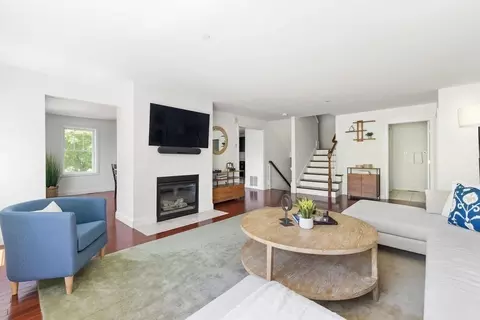 30 Webster St #4, Needham, MA 02494 photo 8