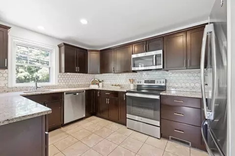 30 Webster St #4, Needham, MA 02494 photo 14