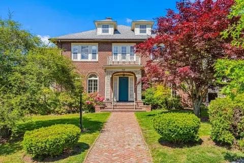 248 Slade St, Belmont, MA 02478