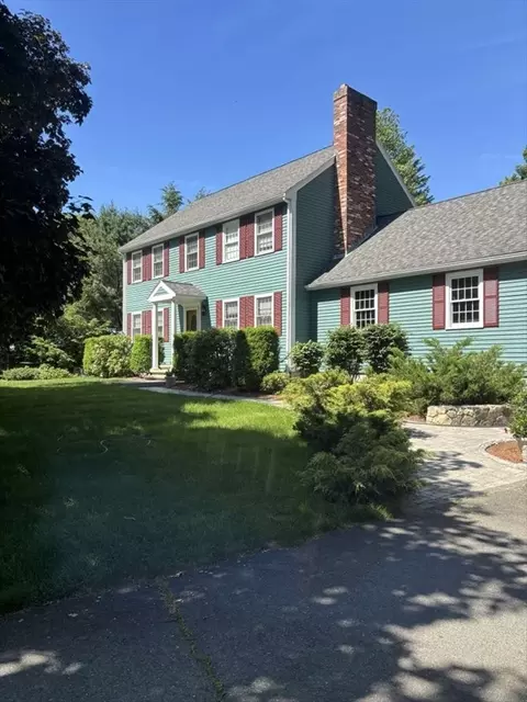 2 Lafayette Dr, Marlborough, MA 01752