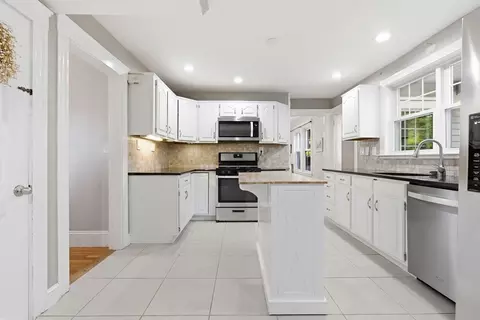 Kitchen - 443 Summer Ave, Reading, MA 01867 photo 3 of 4