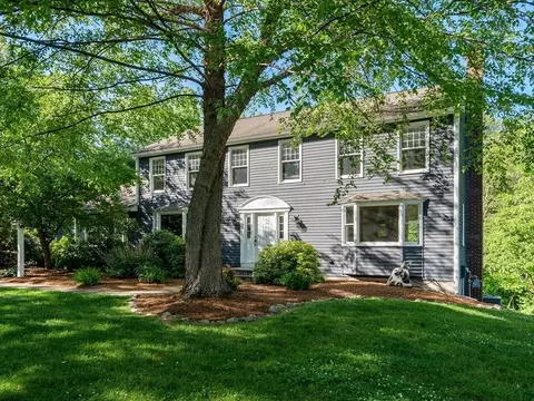 63 Pine Hill Rd, Southborough, MA 01772