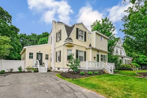 31 Emery St, Holbrook, MA 02343