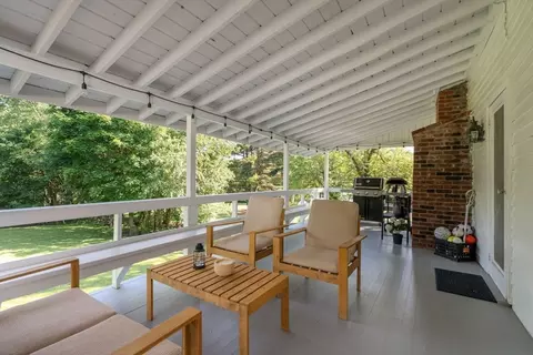 Exterior - 339 Boston Rd, Sutton, MA 01590 photo 5 of 9