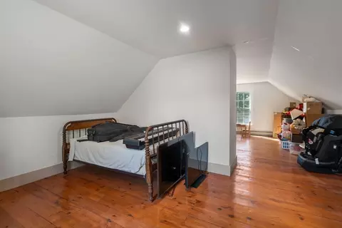 Bedroom - 339 Boston Rd, Sutton, MA 01590 photo 1 of 4
