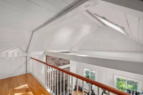Entry Way - 339 Boston Rd, Sutton, MA 01590 photo 3 of 3
