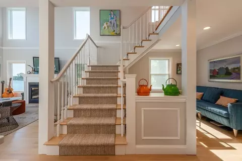 Entry Way - 31 Dennison St, Gloucester, MA 01930 photo 3 of 4