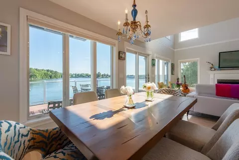 Dining - 31 Dennison St, Gloucester, MA 01930 photo 1 of 1