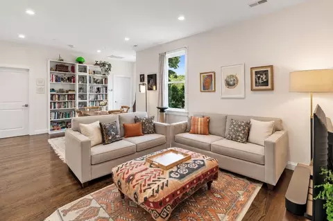 9-11 Boynton St #3, Jamaica Plain, MA 02130