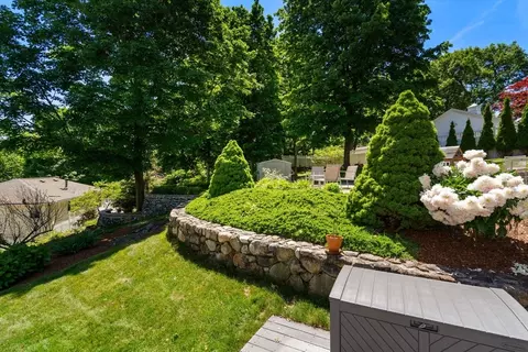 5 Patrick Cir, Stoneham, MA 02180 photo 33