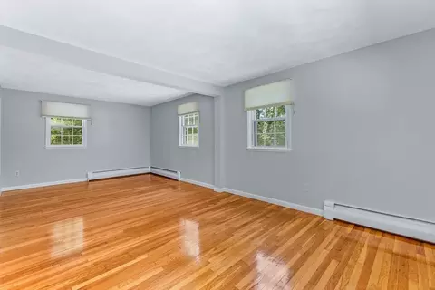 Living - 77 Leonard St, Dedham, MA 02026 photo 6 of 7