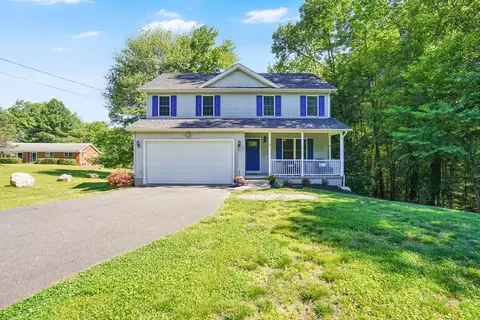 10 Reservoir Rd, Southwick, MA 01077