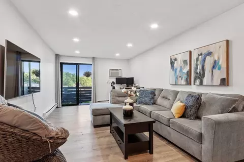 1205 Grafton St #26, Worcester, MA 01604