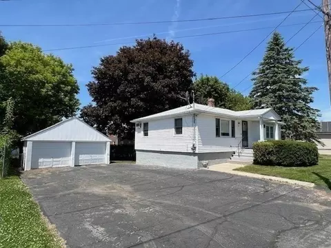 18 Didonato Ave, Webster, MA 01570 photo 3