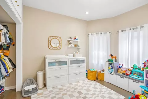 29 Harvey St, Everett, MA 02149 photo 25