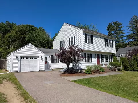 349 Summer St, Franklin, MA 02038