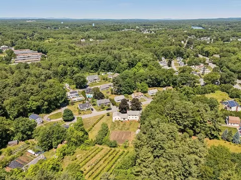 6 Anna St, Chelmsford, MA 01863