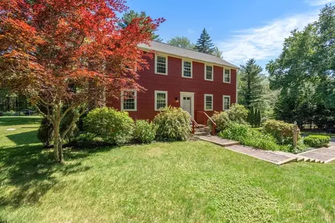 128 Fruit St, Hopkinton, MA 01748