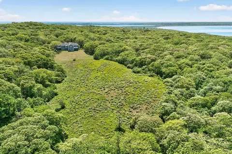 49 Gosnolds Way, Chilmark, MA 02535
