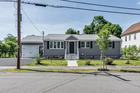 15 Sargent St, North Andover, MA 01845