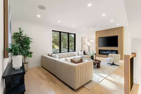 863 Main St, Reading, MA 01867 photo 10