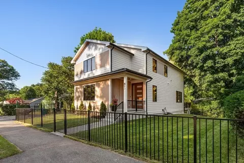 863 Main St, Reading, MA 01867 photo 2