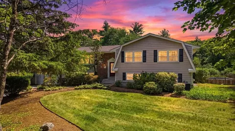 31 Normandy Dr, Sudbury, MA 01776