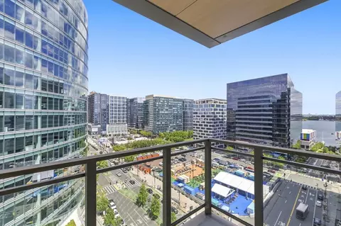 133 Seaport Blvd #1602, Boston, MA 02210
