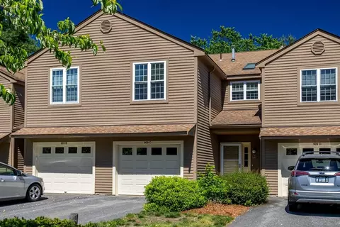 909 Ridgefield Cir #909C, Clinton, MA 01510