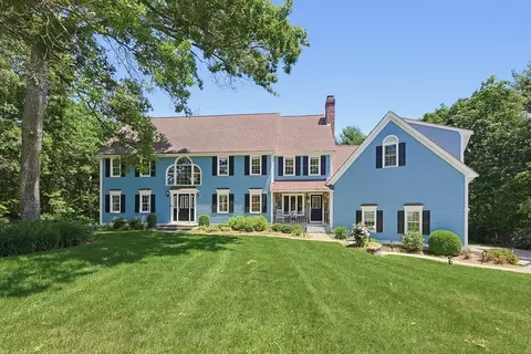 19 Windsor Dr, Foxboro, MA 02035