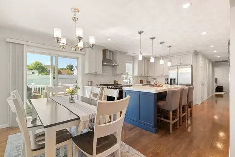 34 Moffett Rd, Lynn, MA 01905