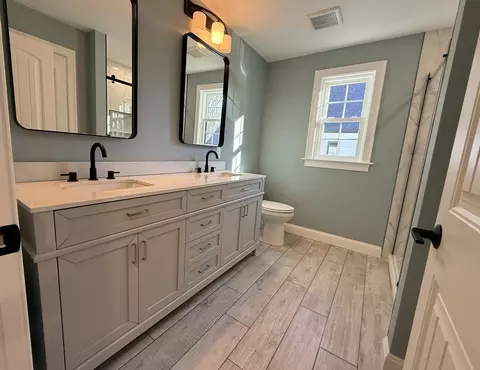 Bath - 24 Cooper Rd, Webster, MA 01570 photo 2 of 5