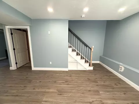 Living - 24 Cooper Rd, Webster, MA 01570 photo 3 of 4