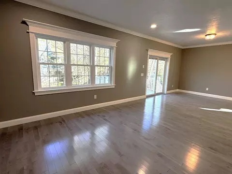 Living - 24 Cooper Rd, Webster, MA 01570 photo 1 of 4
