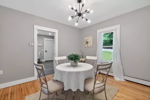 Dining - 26 Rob Roy Rd, Worcester, MA 01602 photo 2 of 2