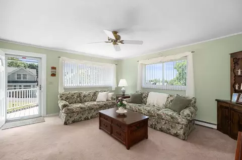 Living - 18 Traverse St, Gloucester, MA 01930 photo 2 of 2
