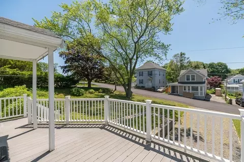 Exterior - 18 Traverse St, Gloucester, MA 01930 photo 6 of 14